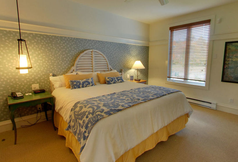 منتجع Hilton Grand Vacations Club Tremblant Canada