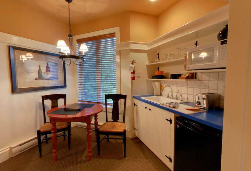 منتجع Hilton Grand Vacations Club Tremblant Canada