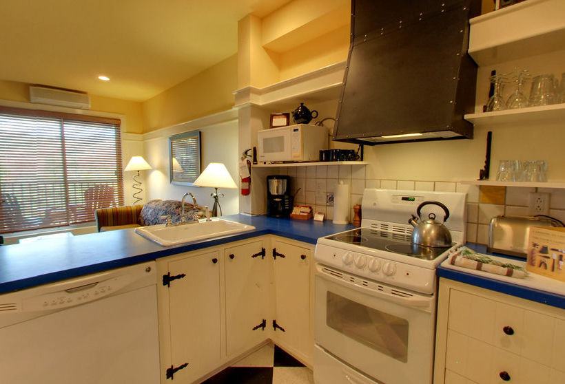 منتجع Hilton Grand Vacations Club Tremblant Canada