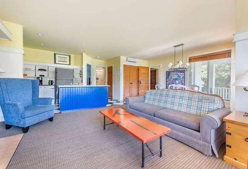 استراحتگاه Hilton Grand Vacations Club Tremblant Canada