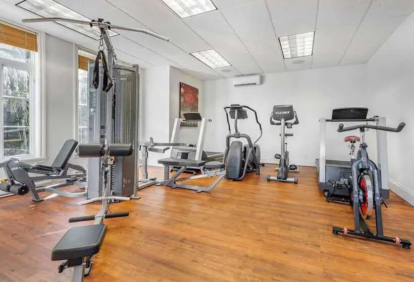 استراحتگاه Hilton Grand Vacations Club Tremblant Canada