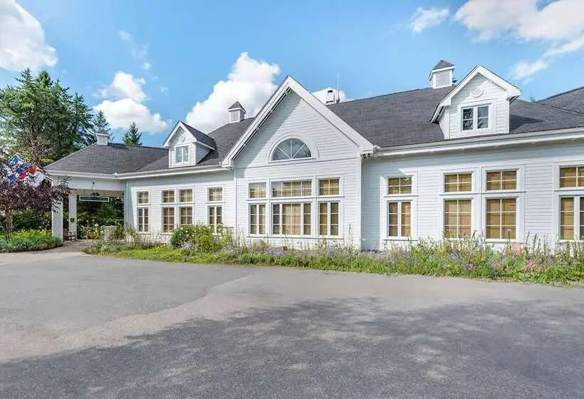 استراحتگاه Hilton Grand Vacations Club Tremblant Canada