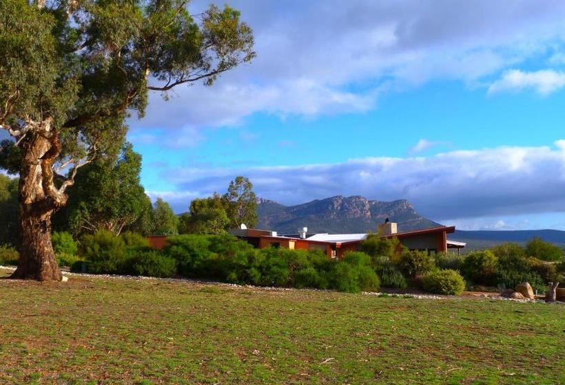 Курорт Meringa Springs