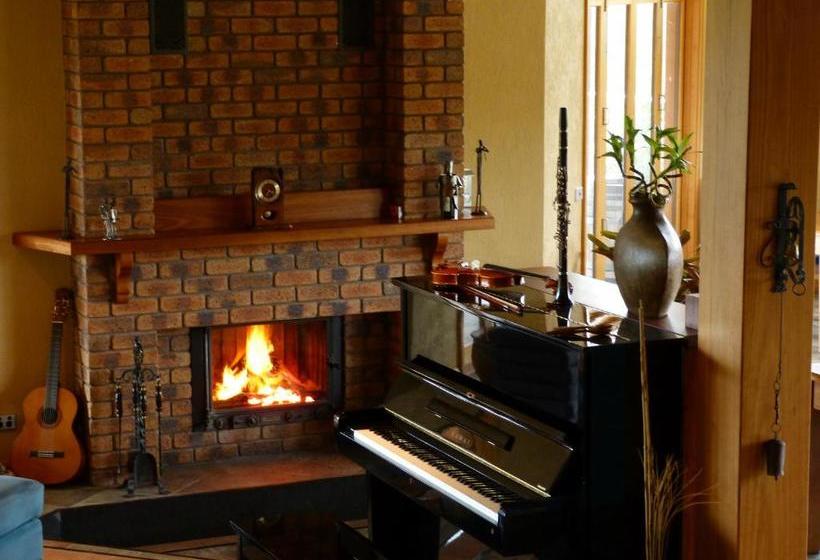 Курорт Meringa Springs