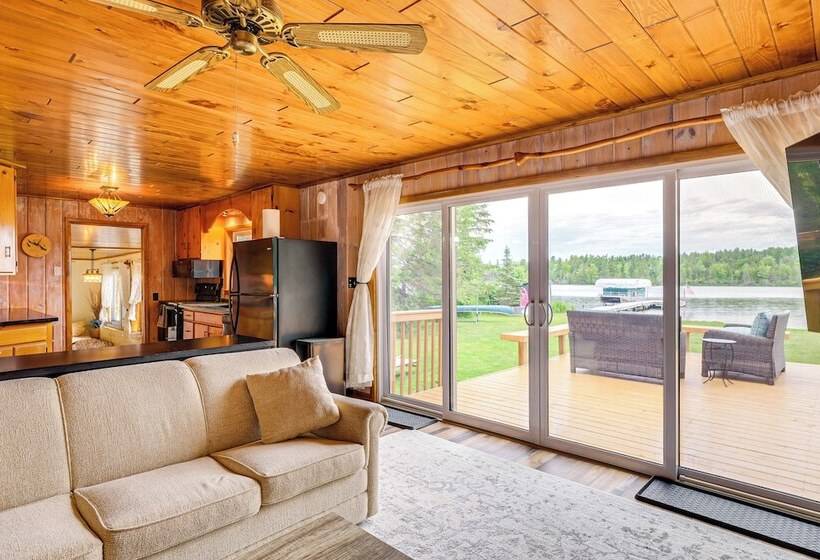 Charming Clam Lake Cottage W/ Dock & Deck!