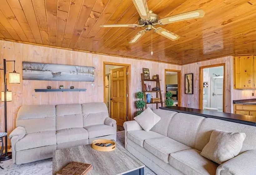 Charming Clam Lake Cottage W/ Dock & Deck!