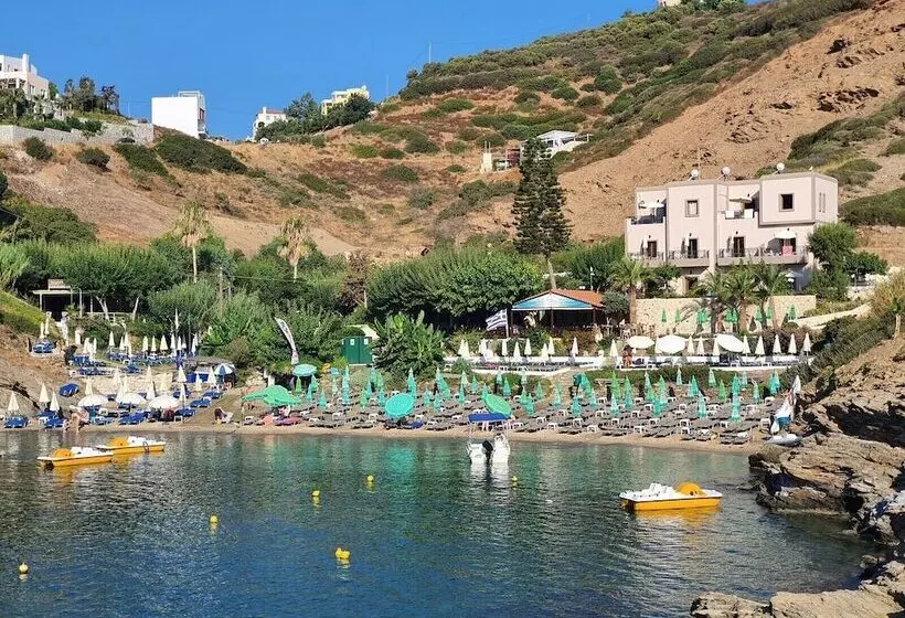 Evita Studios & Apartments