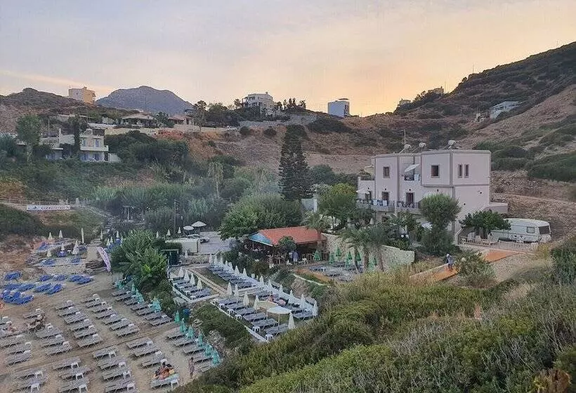 Evita Studios & Apartments