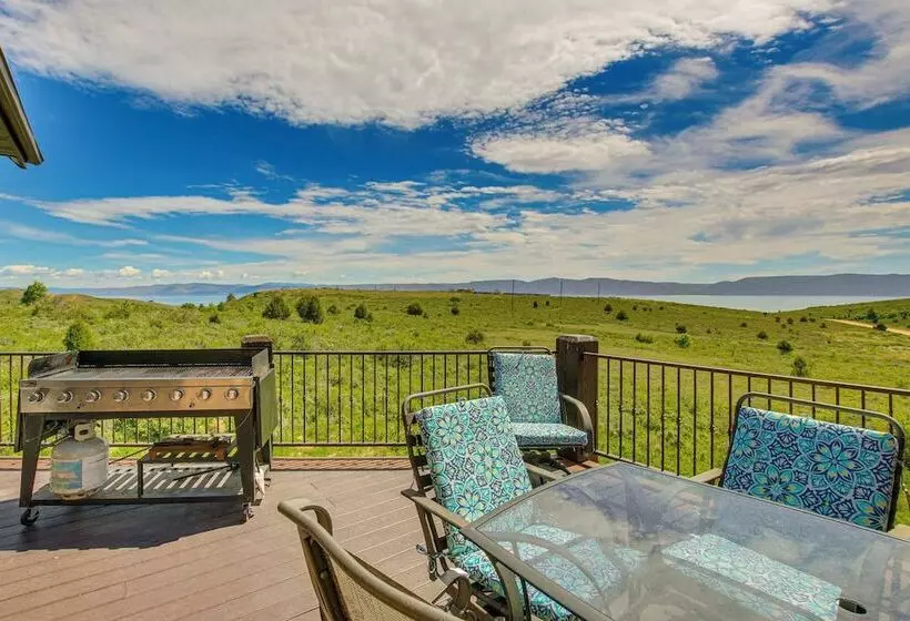 Exciting Garden City Gem W/ Home Theater & Hot Tub