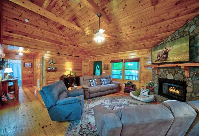 2 Bedroom Home In Ellijay! Private Hot Tub And Sunset Views