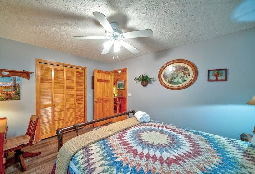 2 Bedroom Home In Ellijay! Private Hot Tub And Sunset Views