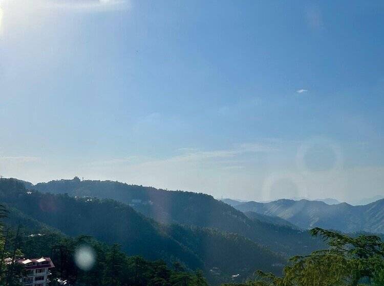 هتل Annadale View