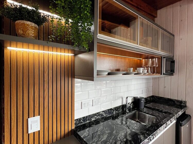 فندق Costa Del Sol Iguazú Suites