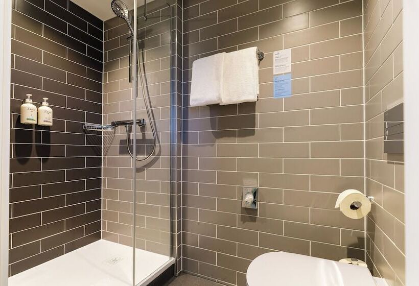 ホテル Holiday Inn Express Paris Poissy, An Ihg