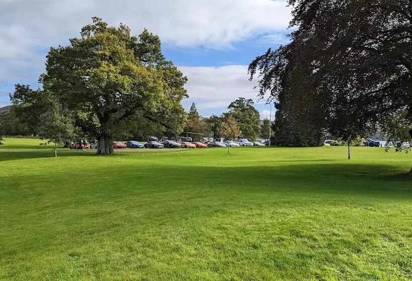 ホテル Lochside Lodge Retreat   Stunning Lakeside Escape