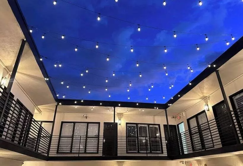 ホテル Lyfe Inn & Suites By Aga   Beverly Hills