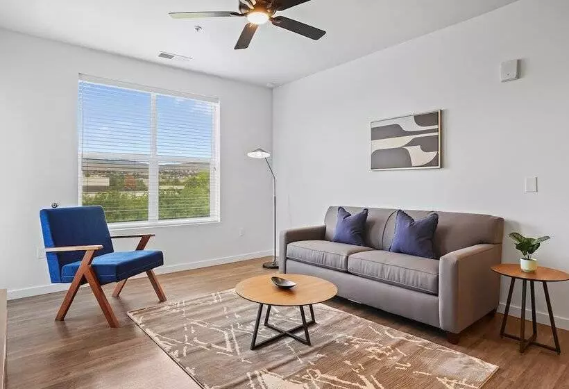 Kasa At Cortland On The River Boise