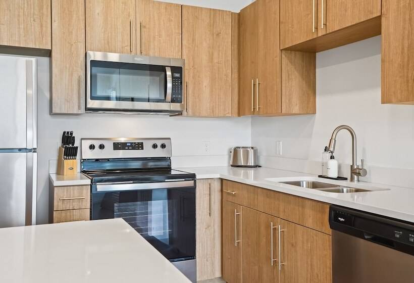 Kasa At Cortland On The River Boise