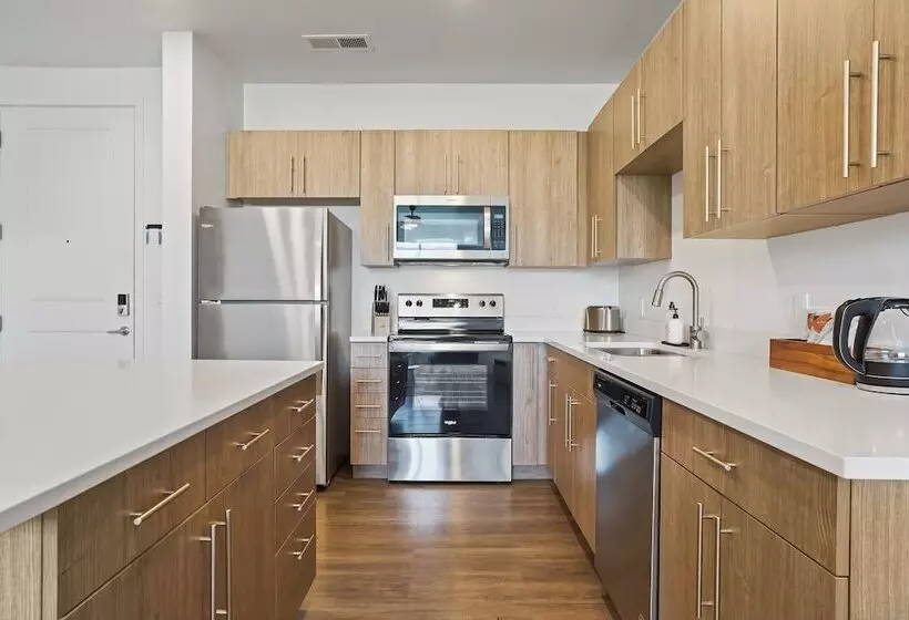 Kasa At Cortland On The River Boise