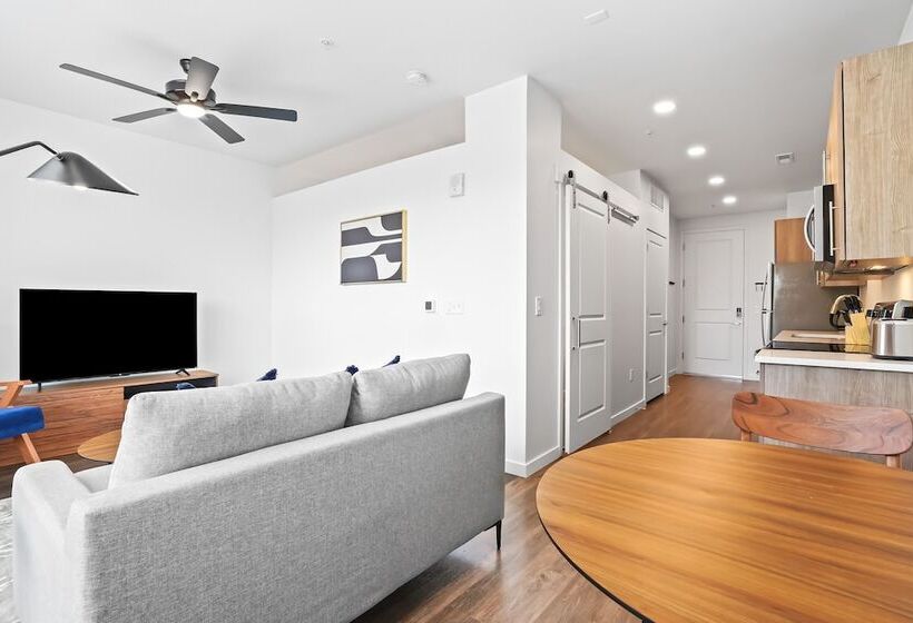 Kasa At Cortland On The River Boise