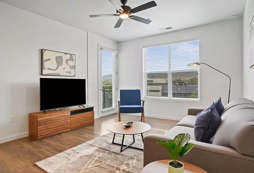 Kasa At Cortland On The River Boise