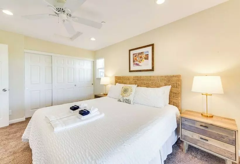 Kelseyville Cottage: Private Deck & On Site Winery