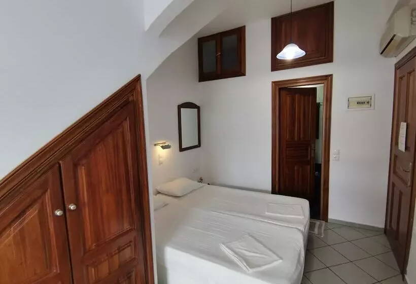 Maria Eleni Guesthouse