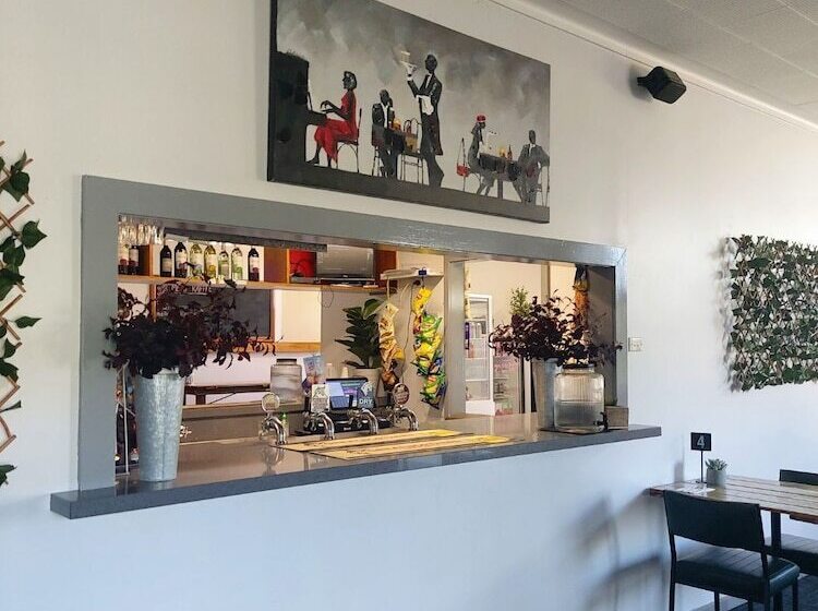 Mount Elephant Hotel Motel