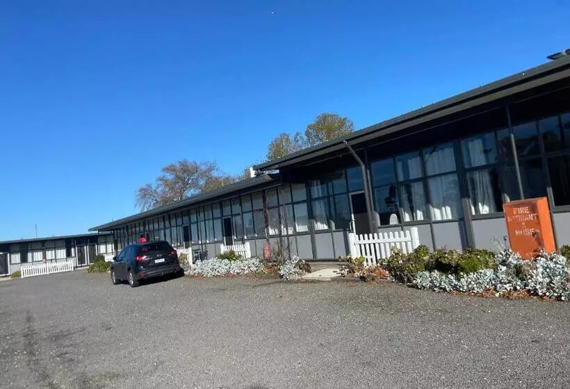 Mount Elephant Hotel Motel