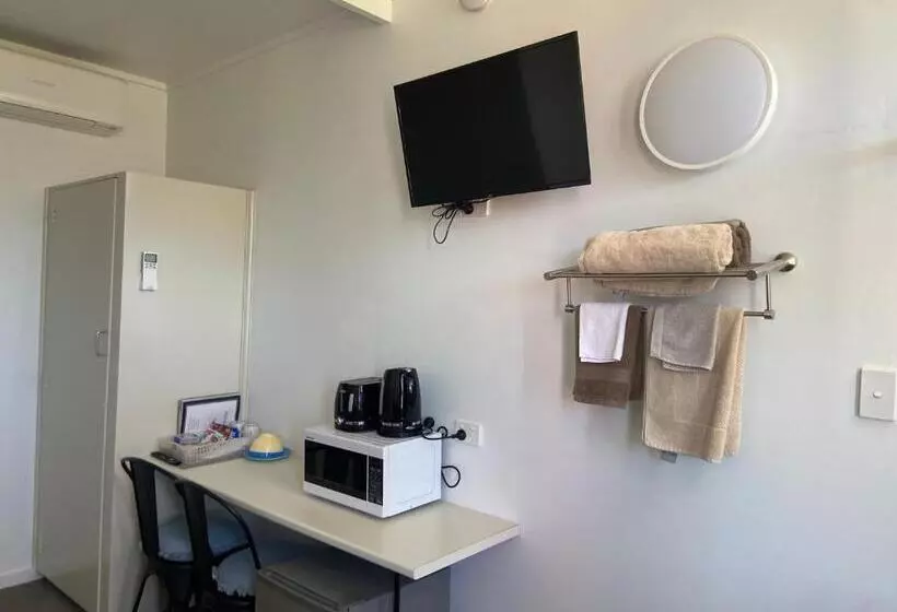 Mount Elephant Hotel Motel