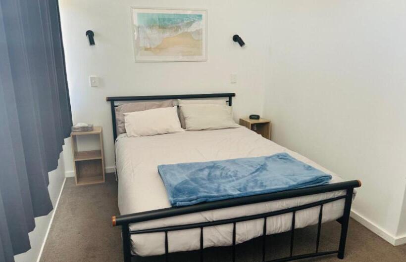 Mount Elephant Hotel Motel