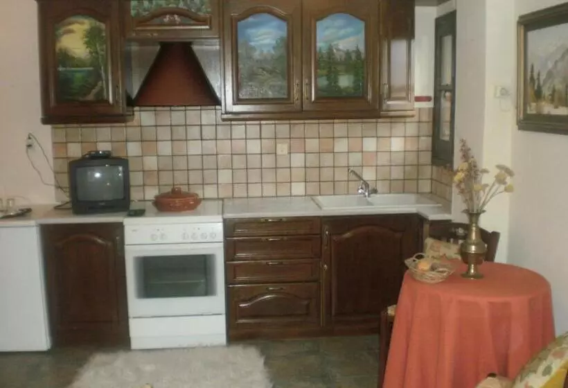 Majatalo Guesthouse Filokalia