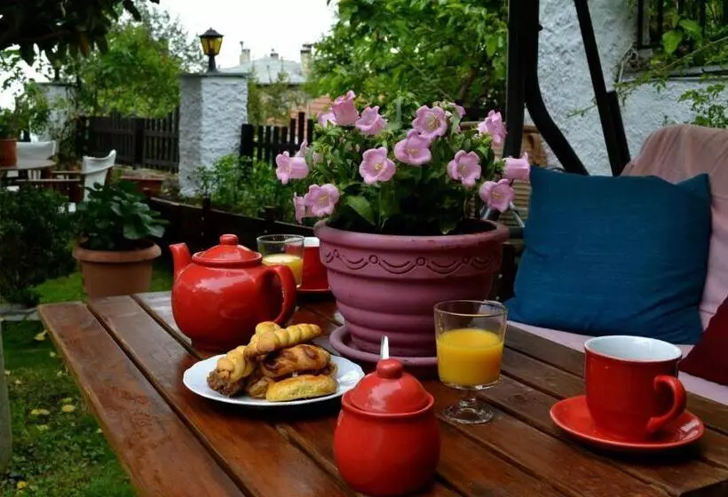 Majatalo Guesthouse Filokalia