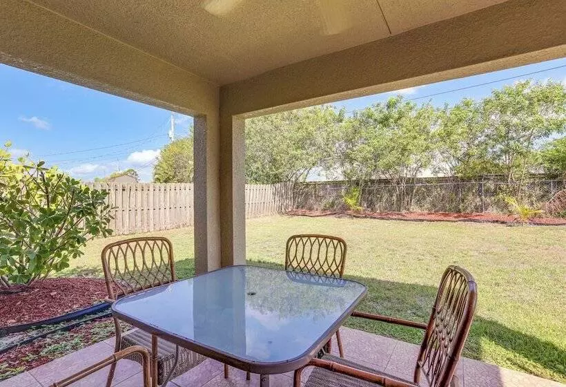 Port St Lucie Home W/ Above Ground Pool & Grill