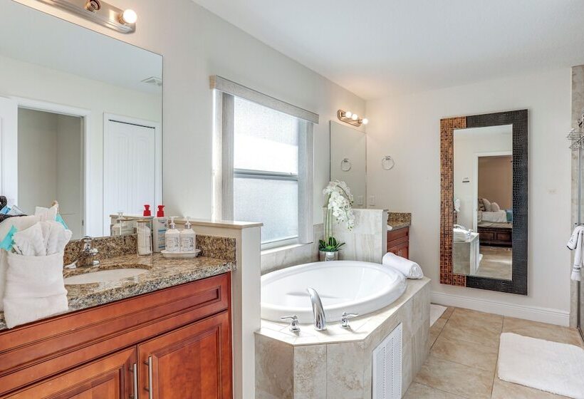 Port St Lucie Home W/ Above Ground Pool & Grill