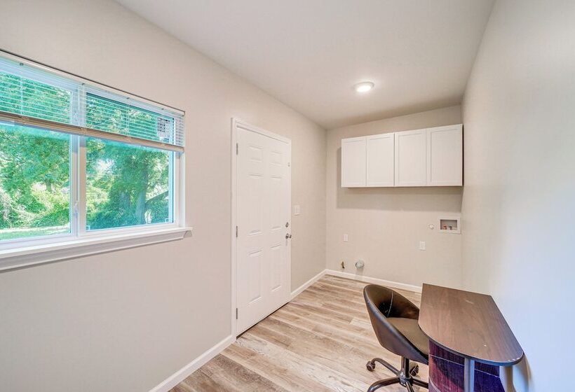 Remodeled Tulsa House W/ Yard ~ 4 Mi To Downtown!