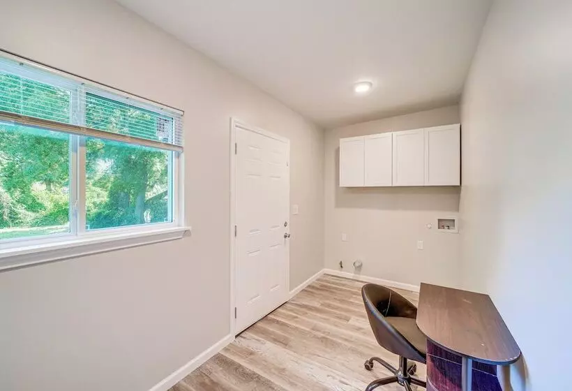 Remodeled Tulsa House W/ Yard ~ 4 Mi To Downtown!