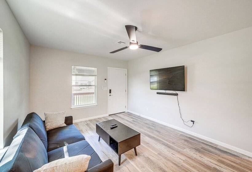 Remodeled Tulsa House W/ Yard ~ 4 Mi To Downtown!