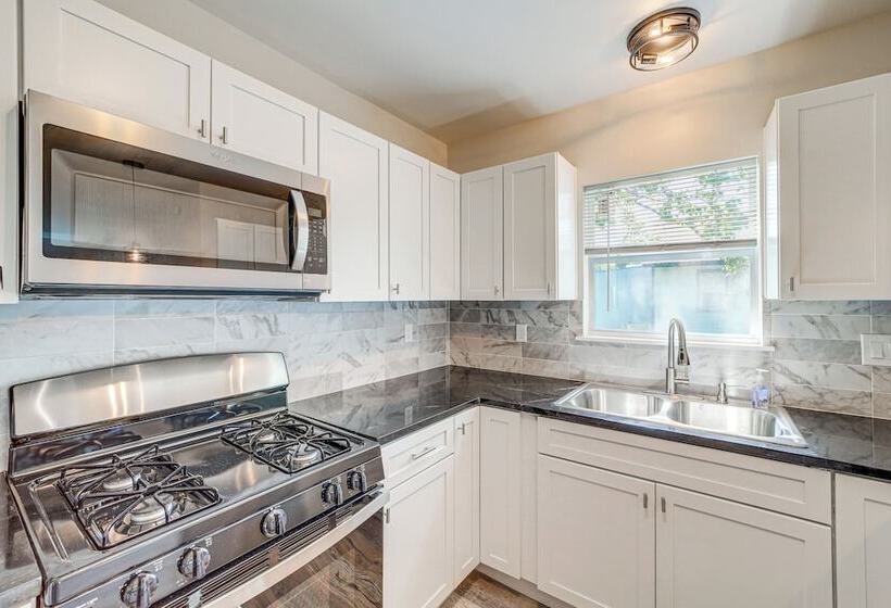 Remodeled Tulsa House W/ Yard ~ 4 Mi To Downtown!