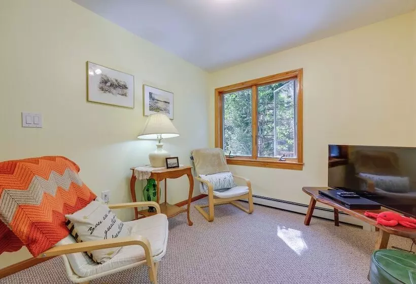 Serene Steuben Home W/ Scenic Ocean Views!