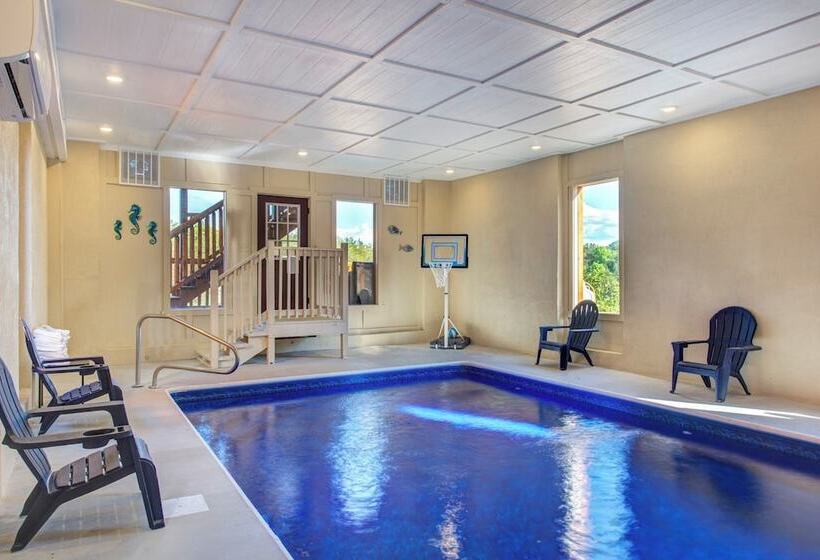 Serenity Mountain Pool Lodge