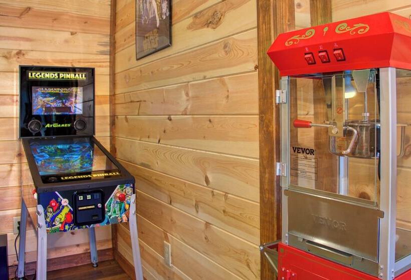 Serenity Mountain Pool Lodge