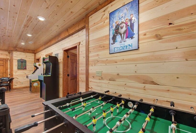 Serenity Mountain Pool Lodge