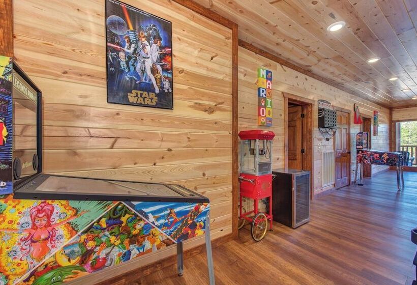 Serenity Mountain Pool Lodge