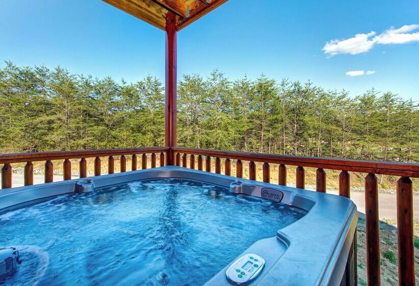 Serenity Mountain Pool Lodge