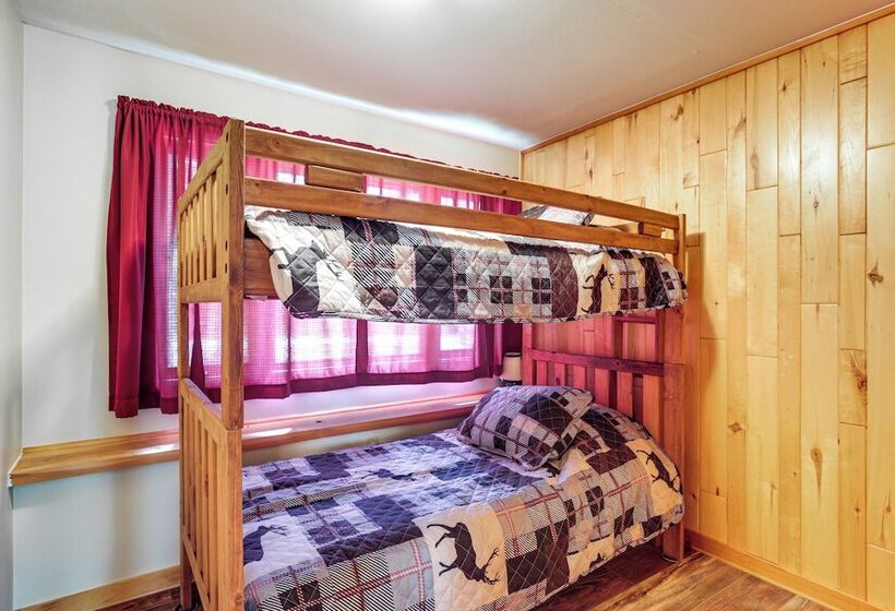 Updated Conover Cabin W/ Nearby Boating Access!