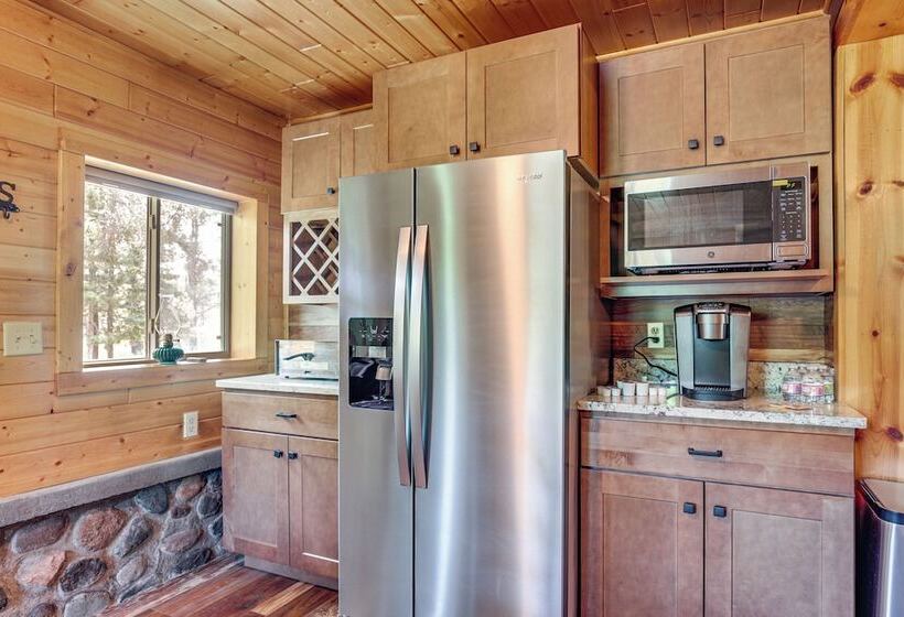 Updated Conover Cabin W/ Nearby Boating Access!