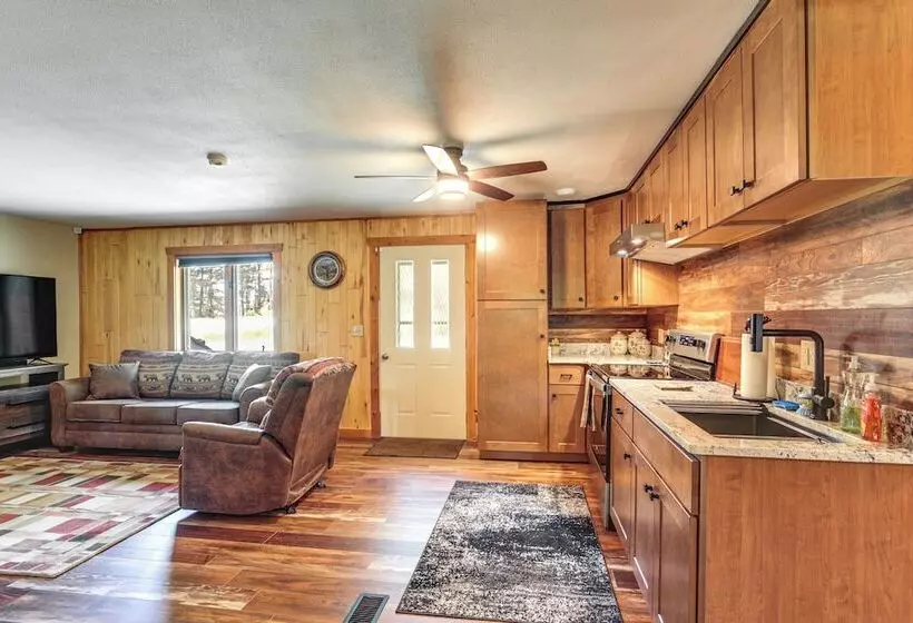 Updated Conover Cabin W/ Nearby Boating Access!