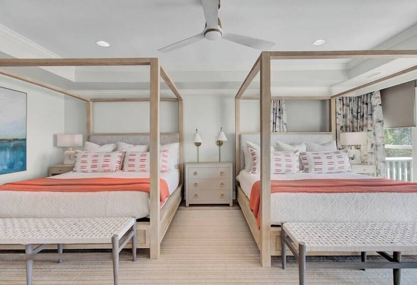 114 Ocean Boulevard By Avantstay Beachfront Infinity Pool Basketball Court Recently Renovated!