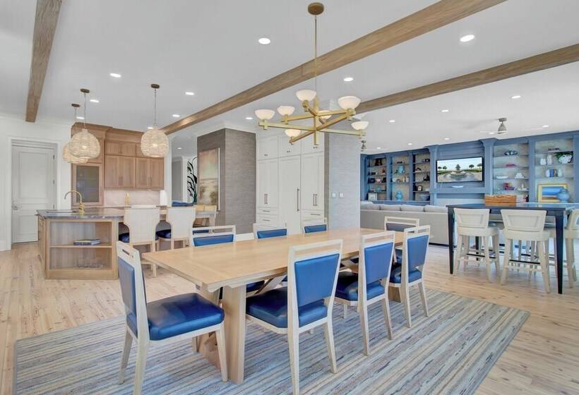 114 Ocean Boulevard By Avantstay Beachfront Infinity Pool Basketball Court Recently Renovated!